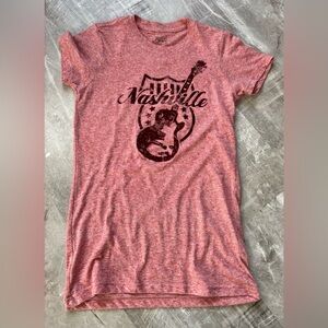 Women's Nashville Graphic Tee - Red